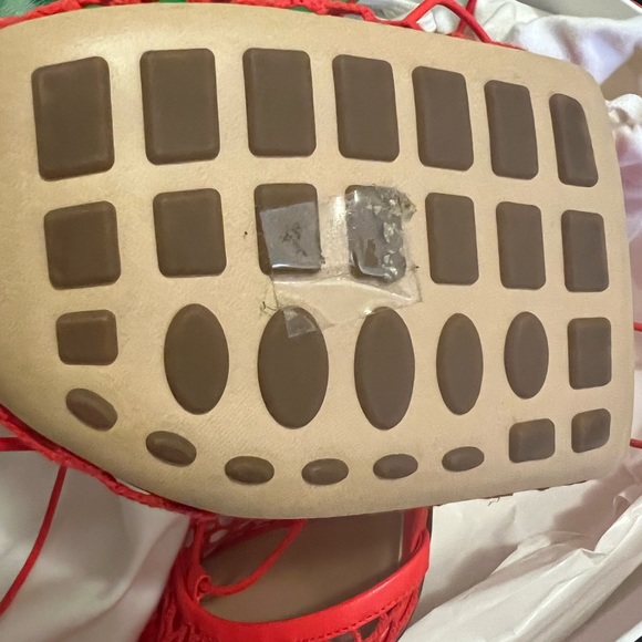 Bottega Veneta NEVER WORN - Picture 9 of 9